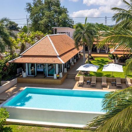 Bacaya Beachfront Villa Bang Rak Beach  Ngoại thất bức ảnh