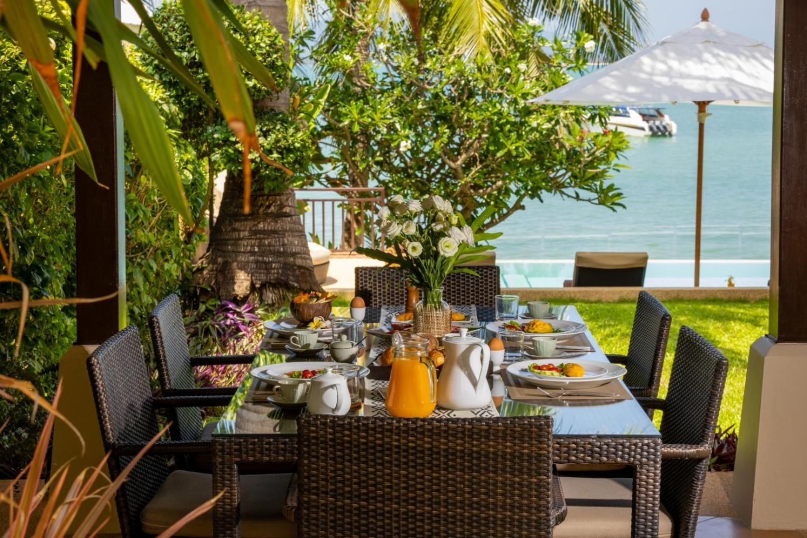 Bacaya Beachfront Villa Bang Rak Beach  Ngoại thất bức ảnh