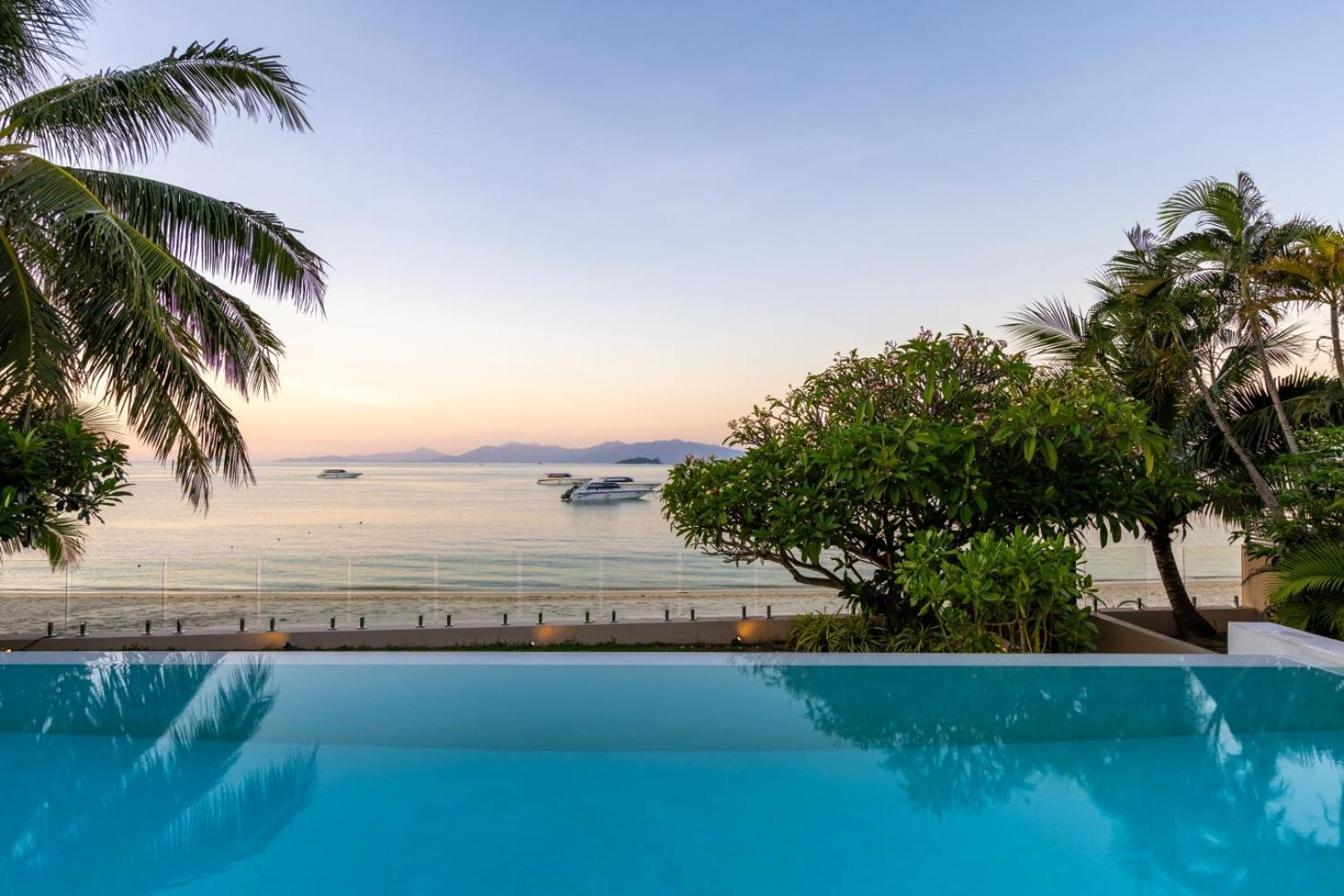 Bacaya Beachfront Villa Bang Rak Beach  Ngoại thất bức ảnh