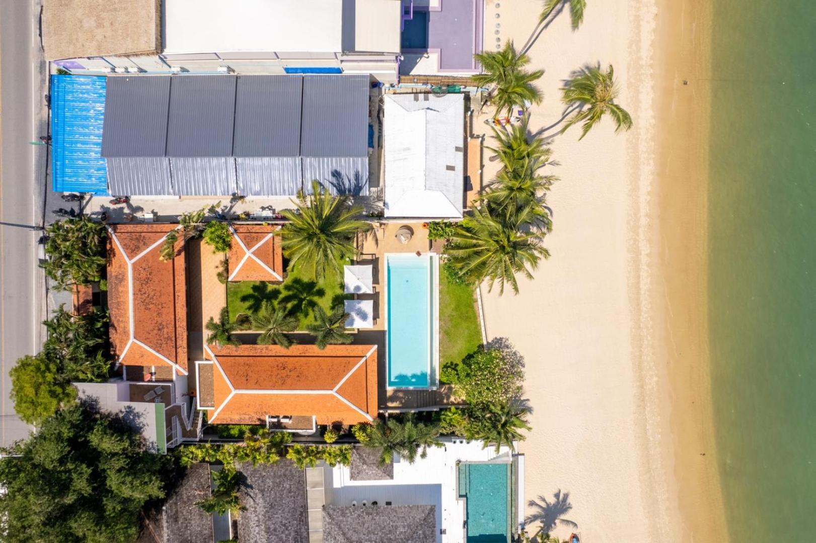 Bacaya Beachfront Villa Bang Rak Beach  Ngoại thất bức ảnh