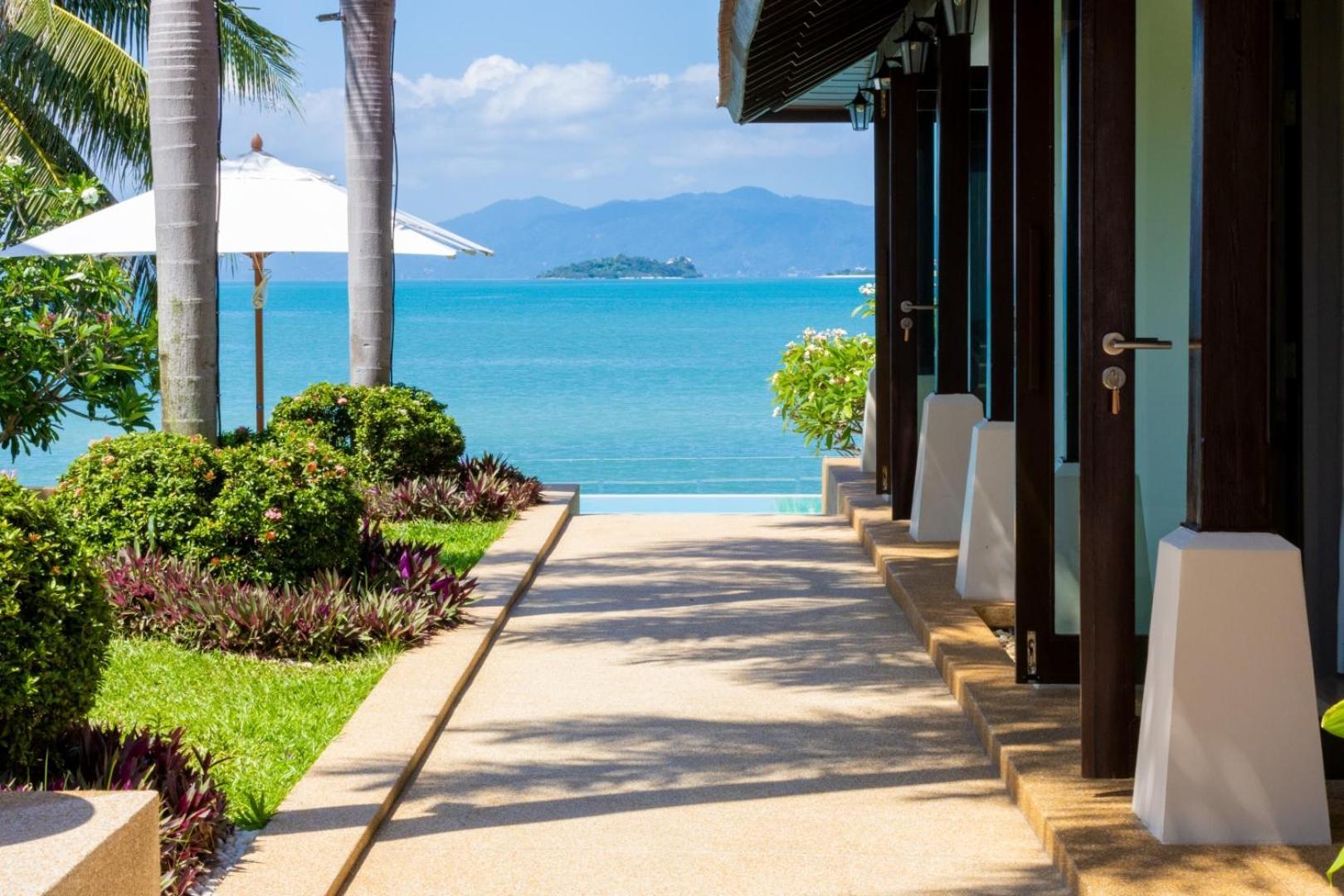 Bacaya Beachfront Villa Bang Rak Beach  Ngoại thất bức ảnh