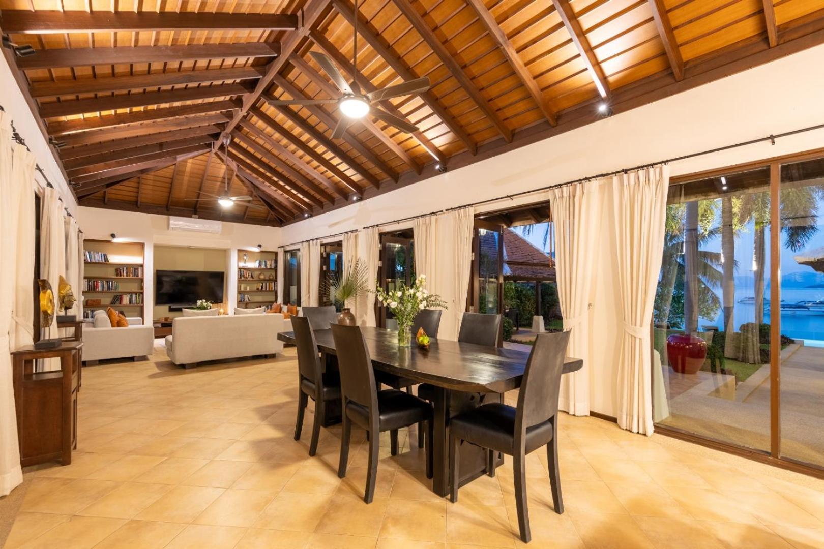 Bacaya Beachfront Villa Bang Rak Beach  Ngoại thất bức ảnh