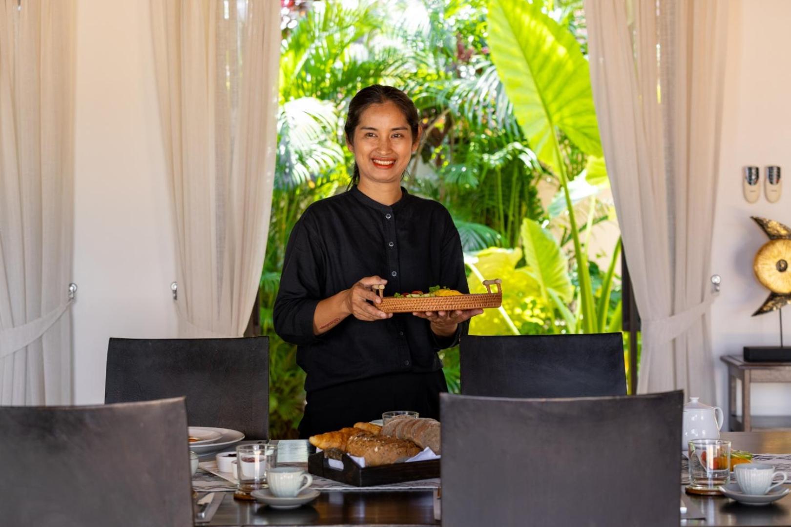 Bacaya Beachfront Villa Bang Rak Beach  Ngoại thất bức ảnh