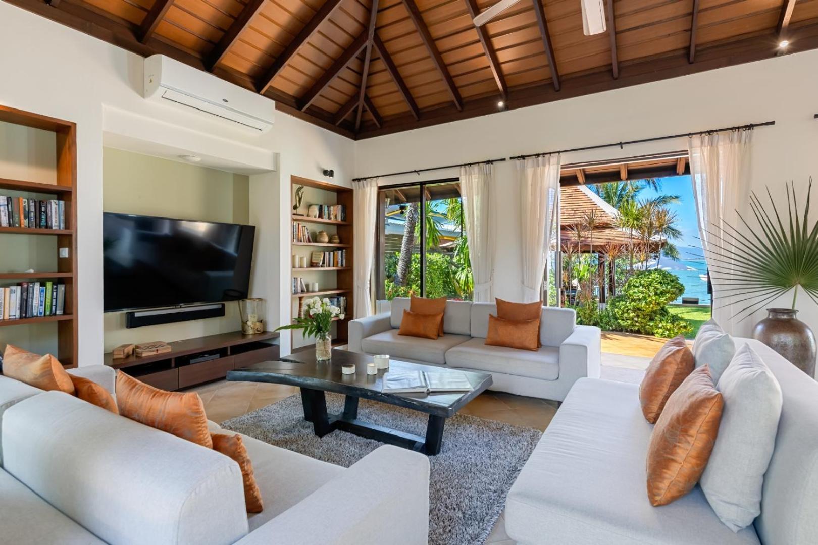 Bacaya Beachfront Villa Bang Rak Beach  Ngoại thất bức ảnh